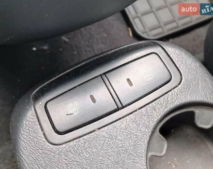 Серый Хендай Туксон, объемом двигателя 2 л и пробегом 148 тыс. км за 10390 $, фото 25 на Automoto.ua