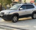Хендай Туксон 2012 у Львові на Automoto.ua Сірий Хендай Туксон, об'ємом двигуна 2 л та пробігом 155 тис. км за 9000 $, фото 1 на Automoto.ua