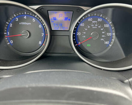 Серый Хендай Туксон, объемом двигателя 2.4 л и пробегом 164 тыс. км за 13200 $, фото 44 на Automoto.ua