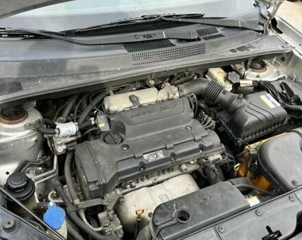 Хендай Туксон 2012 у Сумах на Automoto.ua Сірий Хендай Туксон, об'ємом двигуна 1.98 л та пробігом 210 тис. км за 9600 $, фото 29 на Automoto.ua