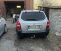 Серый Хендай Туксон, объемом двигателя 2 л и пробегом 175 тыс. км за 10200 $, фото 5 на Automoto.ua