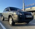 Серый Хендай Туксон, объемом двигателя 2 л и пробегом 127 тыс. км за 10000 $, фото 4 на Automoto.ua