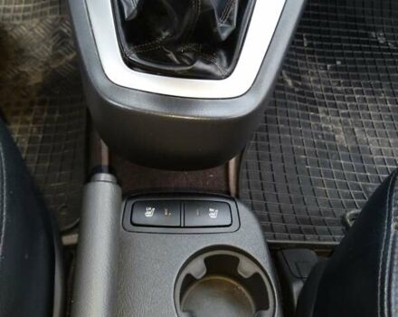 Хендай Туксон 2012 у Львові на Automoto.ua Сірий Хендай Туксон, об'ємом двигуна 2 л та пробігом 155 тис. км за 9000 $, фото 5 на Automoto.ua