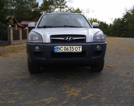 Хендай Туксон 2012 у Львові на Automoto.ua Сірий Хендай Туксон, об'ємом двигуна 2 л та пробігом 155 тис. км за 9000 $, фото 21 на Automoto.ua