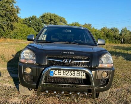 Сірий Хендай Туксон, об'ємом двигуна 2 л та пробігом 256 тис. км за 8900 $, фото 13 на Automoto.ua