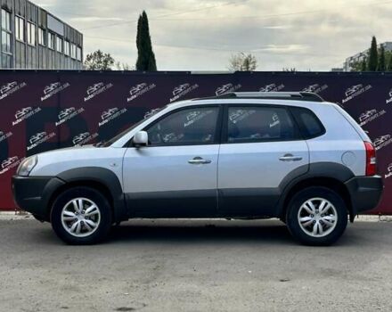 Хендай Туксон 2012 у Сумах на Automoto.ua Сірий Хендай Туксон, об'ємом двигуна 1.98 л та пробігом 210 тис. км за 9600 $, фото 4 на Automoto.ua