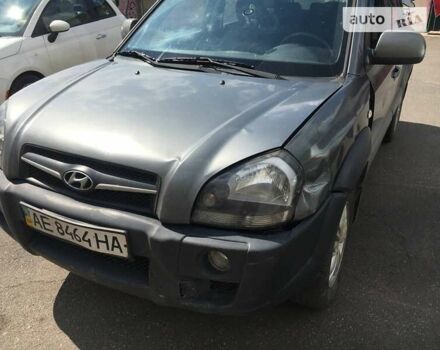 Сірий Хендай Туксон, об'ємом двигуна 1.98 л та пробігом 170 тис. км за 8500 $, фото 11 на Automoto.ua
