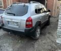 Серый Хендай Туксон, объемом двигателя 2 л и пробегом 175 тыс. км за 10200 $, фото 6 на Automoto.ua