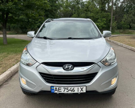 Серый Хендай Туксон, объемом двигателя 2.4 л и пробегом 164 тыс. км за 13200 $, фото 7 на Automoto.ua