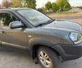 Серый Хендай Туксон, объемом двигателя 2 л и пробегом 113 тыс. км за 11200 $, фото 10 на Automoto.ua