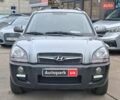 Серый Хендай Туксон, объемом двигателя 2 л и пробегом 148 тыс. км за 10390 $, фото 1 на Automoto.ua