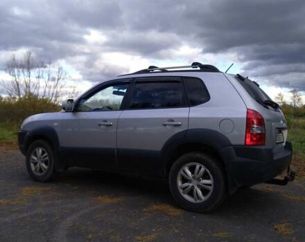 Хендай Туксон 2012 у Львові на Automoto.ua Сірий Хендай Туксон, об'ємом двигуна 2 л та пробігом 155 тис. км за 9000 $, фото 6 на Automoto.ua