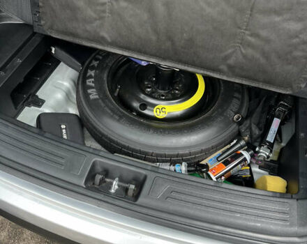 Серый Хендай Туксон, объемом двигателя 2.4 л и пробегом 164 тыс. км за 13200 $, фото 22 на Automoto.ua