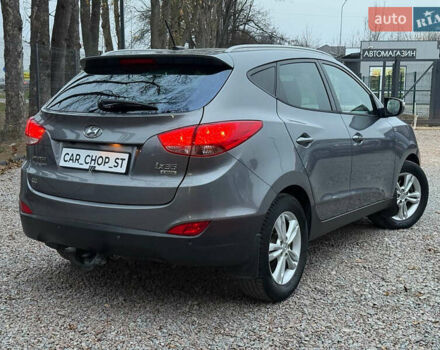 Сірий Хендай Туксон, об'ємом двигуна 1.69 л та пробігом 282 тис. км за 12000 $, фото 1 на Automoto.ua