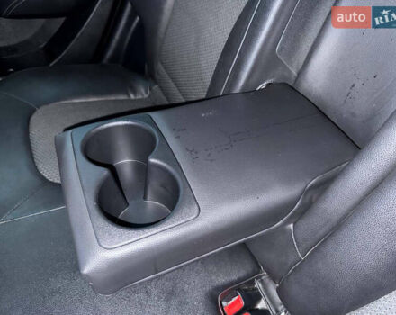 Сірий Хендай Туксон, об'ємом двигуна 1.69 л та пробігом 282 тис. км за 12000 $, фото 41 на Automoto.ua