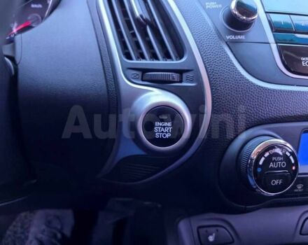 Сірий Хендай Туксон, об'ємом двигуна 2 л та пробігом 156 тис. км за 2500 $, фото 11 на Automoto.ua