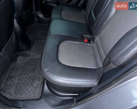 Сірий Хендай Туксон, об'ємом двигуна 1.69 л та пробігом 282 тис. км за 12000 $, фото 39 на Automoto.ua