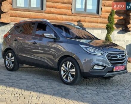 Серый Хендай Туксон, объемом двигателя 2 л и пробегом 178 тыс. км за 14000 $, фото 14 на Automoto.ua