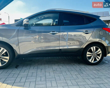 Сірий Хендай Туксон, об'ємом двигуна 2.4 л та пробігом 123 тис. км за 12500 $, фото 5 на Automoto.ua