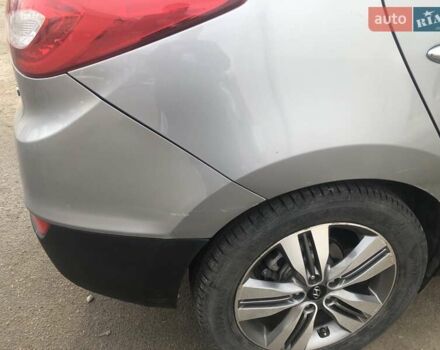 Сірий Хендай Туксон, об'ємом двигуна 2.36 л та пробігом 150 тис. км за 11500 $, фото 10 на Automoto.ua