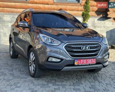 Серый Хендай Туксон, объемом двигателя 2 л и пробегом 178 тыс. км за 14000 $, фото 17 на Automoto.ua