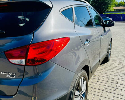 Сірий Хендай Туксон, об'ємом двигуна 2.4 л та пробігом 123 тис. км за 12500 $, фото 4 на Automoto.ua