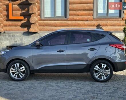 Серый Хендай Туксон, объемом двигателя 2 л и пробегом 178 тыс. км за 14000 $, фото 10 на Automoto.ua