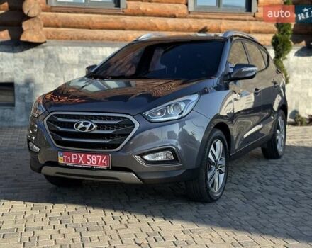 Серый Хендай Туксон, объемом двигателя 2 л и пробегом 178 тыс. км за 14000 $, фото 9 на Automoto.ua