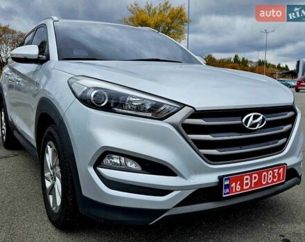 Хендай Туксон 2015 в Днепре (Днепропетровске) на Automoto.ua Серый Хендай Туксон, объемом двигателя 1.7 л и пробегом 145 тыс. км за 16700 $, фото 19 на Automoto.ua
