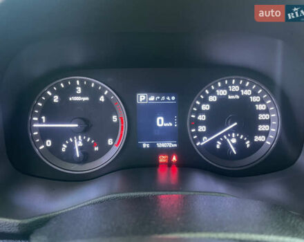 Хендай Туксон 2015 в Виннице на Automoto.ua Серый Хендай Туксон, объемом двигателя 2 л и пробегом 124 тыс. км за 20800 $, фото 40 на Automoto.ua