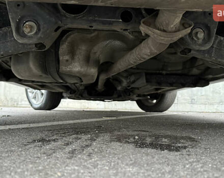 Серый Хендай Туксон, объемом двигателя 2 л и пробегом 203 тыс. км за 17700 $, фото 8 на Automoto.ua