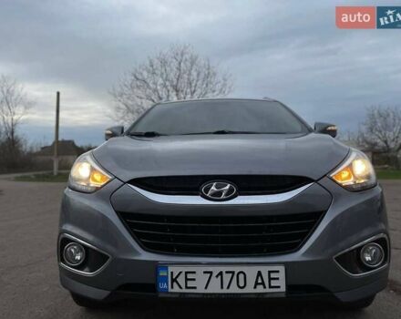Серый Хендай Туксон, объемом двигателя 1.69 л и пробегом 293 тыс. км за 12950 $, фото 19 на Automoto.ua
