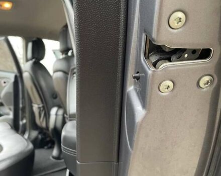 Серый Хендай Туксон, объемом двигателя 1.69 л и пробегом 293 тыс. км за 12950 $, фото 41 на Automoto.ua