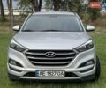Серый Хендай Туксон, объемом двигателя 2 л и пробегом 260 тыс. км за 18000 $, фото 3 на Automoto.ua