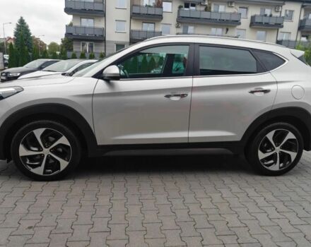 Сірий Хендай Туксон, об'ємом двигуна 2 л та пробігом 143 тис. км за 8000 $, фото 9 на Automoto.ua