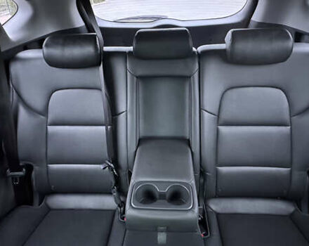 Сірий Хендай Туксон, об'ємом двигуна 2 л та пробігом 203 тис. км за 18300 $, фото 28 на Automoto.ua