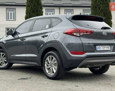 Сірий Хендай Туксон, об'ємом двигуна 2 л та пробігом 203 тис. км за 18300 $, фото 9 на Automoto.ua