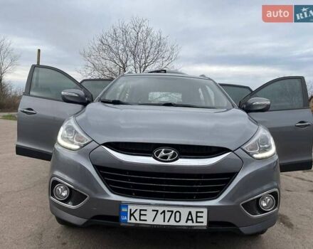 Серый Хендай Туксон, объемом двигателя 1.69 л и пробегом 293 тыс. км за 12950 $, фото 21 на Automoto.ua