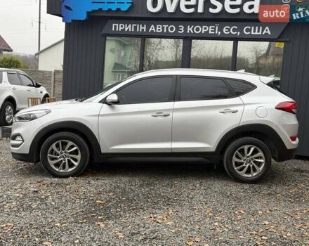 Серый Хендай Туксон, объемом двигателя 0 л и пробегом 139 тыс. км за 17700 $, фото 2 на Automoto.ua