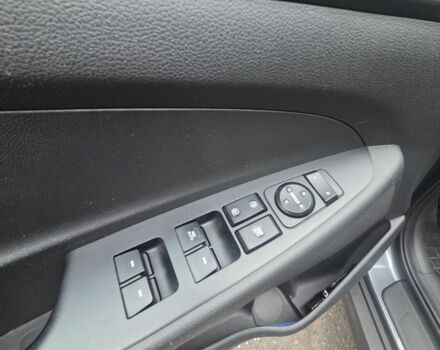 Серый Хендай Туксон, объемом двигателя 1.6 л и пробегом 113 тыс. км за 15000 $, фото 13 на Automoto.ua