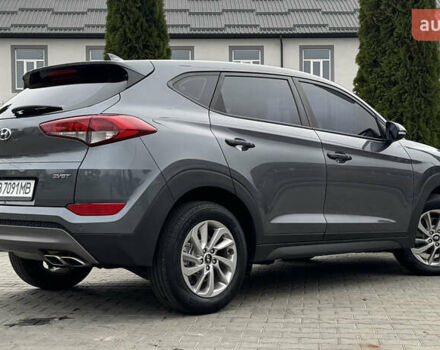 Сірий Хендай Туксон, об'ємом двигуна 2 л та пробігом 203 тис. км за 18300 $, фото 8 на Automoto.ua