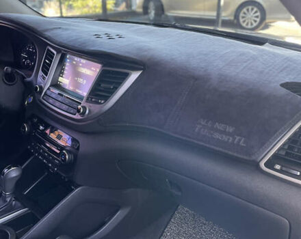 Хендай Туксон 2015 в Виннице на Automoto.ua Серый Хендай Туксон, объемом двигателя 2 л и пробегом 124 тыс. км за 20800 $, фото 28 на Automoto.ua