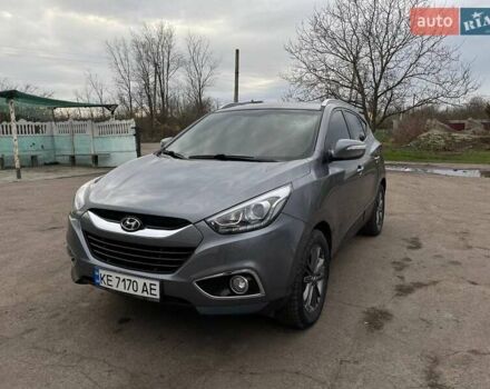 Серый Хендай Туксон, объемом двигателя 1.69 л и пробегом 293 тыс. км за 12950 $, фото 1 на Automoto.ua