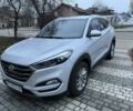 Сірий Хендай Туксон, об'ємом двигуна 2 л та пробігом 188 тис. км за 12999 $, фото 1 на Automoto.ua