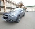 Серый Хендай Туксон, объемом двигателя 1.7 л и пробегом 290 тыс. км за 12800 $, фото 2 на Automoto.ua