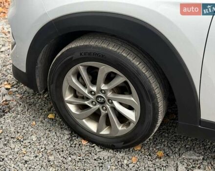 Серый Хендай Туксон, объемом двигателя 0 л и пробегом 139 тыс. км за 17700 $, фото 20 на Automoto.ua