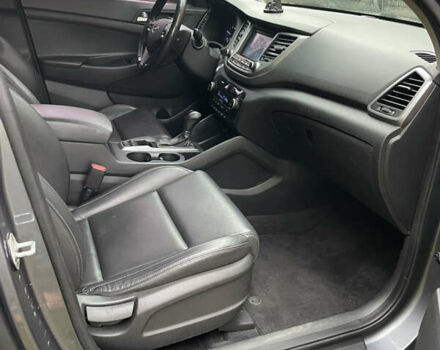 Сірий Хендай Туксон, об'ємом двигуна 1.7 л та пробігом 215 тис. км за 13650 $, фото 13 на Automoto.ua