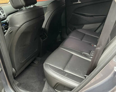 Сірий Хендай Туксон, об'ємом двигуна 1.7 л та пробігом 215 тис. км за 13650 $, фото 12 на Automoto.ua