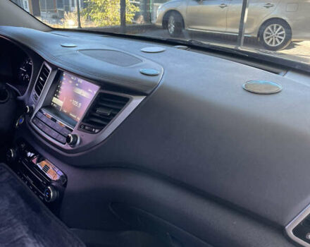 Хендай Туксон 2015 в Виннице на Automoto.ua Серый Хендай Туксон, объемом двигателя 2 л и пробегом 124 тыс. км за 20800 $, фото 29 на Automoto.ua