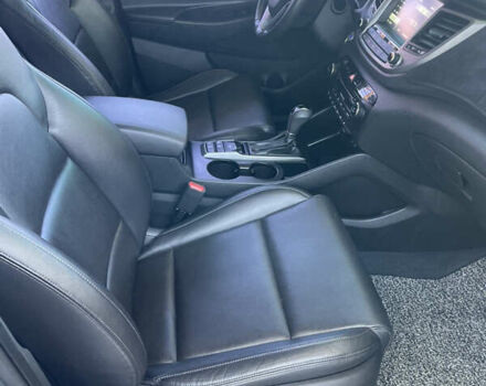 Хендай Туксон 2015 в Виннице на Automoto.ua Серый Хендай Туксон, объемом двигателя 2 л и пробегом 124 тыс. км за 20800 $, фото 26 на Automoto.ua